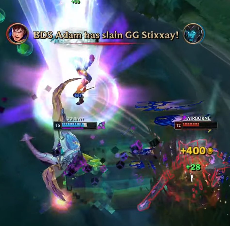 lolesports's tweet photo. garen'ed https://t.co/vtocFvpOJ8