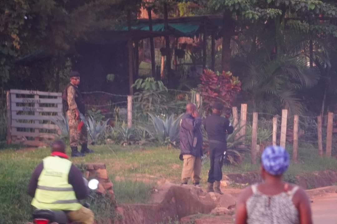 BOBI WINE (@hebobiwine) on Twitter photo The military and police have raided and cordoned off the <a href="/NUP_Ug/">National Unity Platform</a> Head Office, Kamwokya yet again, in order to block us from holding prayers for our dead, detained and disappeared comrades. No one is allowed to enter or leave the office. While they do this, they will shamelessly The military and police have raided and cordoned off the <a href="/NUP_Ug/">National Unity Platform</a> Head Office, Kamwokya yet again, in order to block us from holding prayers for our dead, detained and disappeared comrades. No one is allowed to enter or leave the office. While they do this, they will shamelessly
