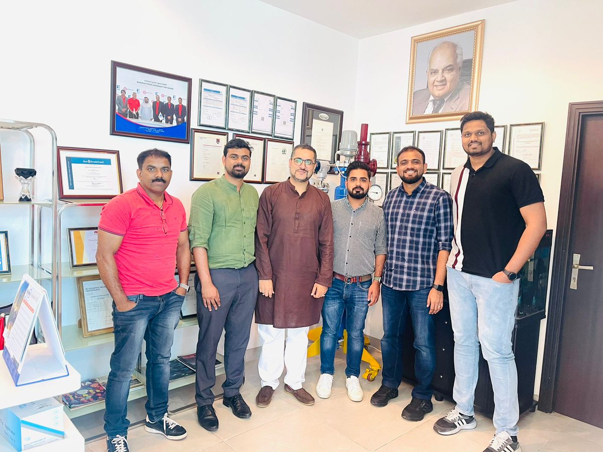 GES_Dubai's tweet photo. Our Oman Representatives RAS AL HAMRA LLC at our works in GES Jebel Ali 

#GES #RAH #SRV #LEVELINSTRUMENTS https://t.co/FIUdimlWtY