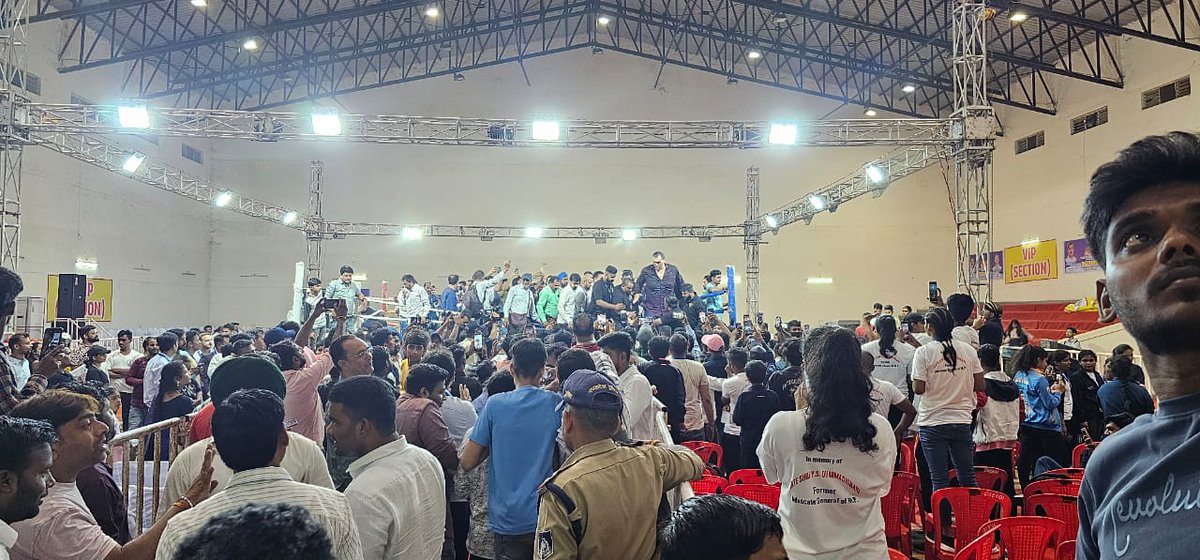 कल 35वीं स्टेट बॉक्सिंग चैंपियनशिप महिला/पुरुष का आयोजन जबलपुर(म०प्र०) में संपन्न हुआ।

The Great Khali की उपस्थिति से महाकौशल के युवाओं में खेल प्रति जरूर जागरूकता बढ़ेगी।

धन्यवाद जबलपुर! 🙏