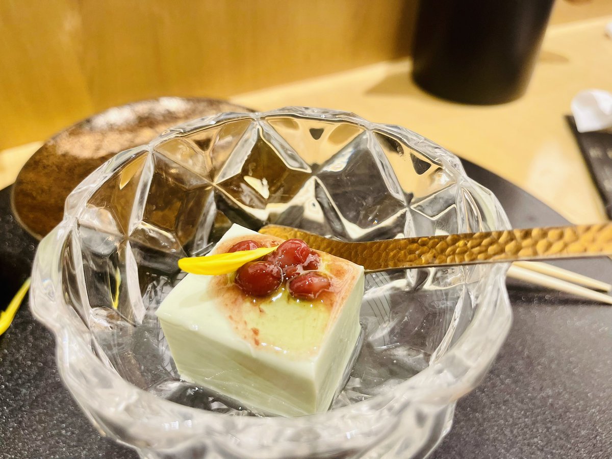 其实我真的是一个美食博主 只不过我喜欢搞黄而已：）