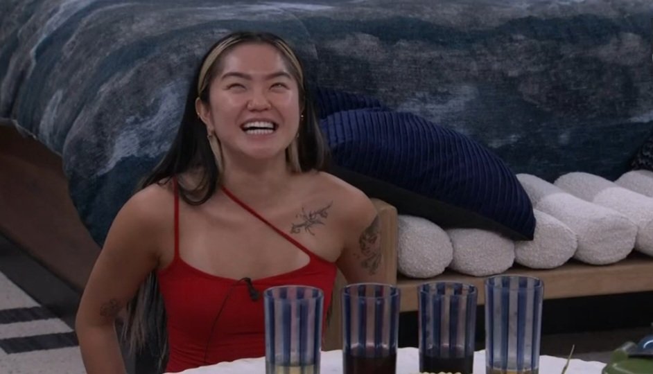 BBLiveUpdaters's tweet image. #BB25 Blue has set up charcuterie for herself, Bowie, Jag, and Matt. It includes the #beergate Bud Light. Bowie notes she gave Cam some of it, she didn't need being nominated over something stupid like that.