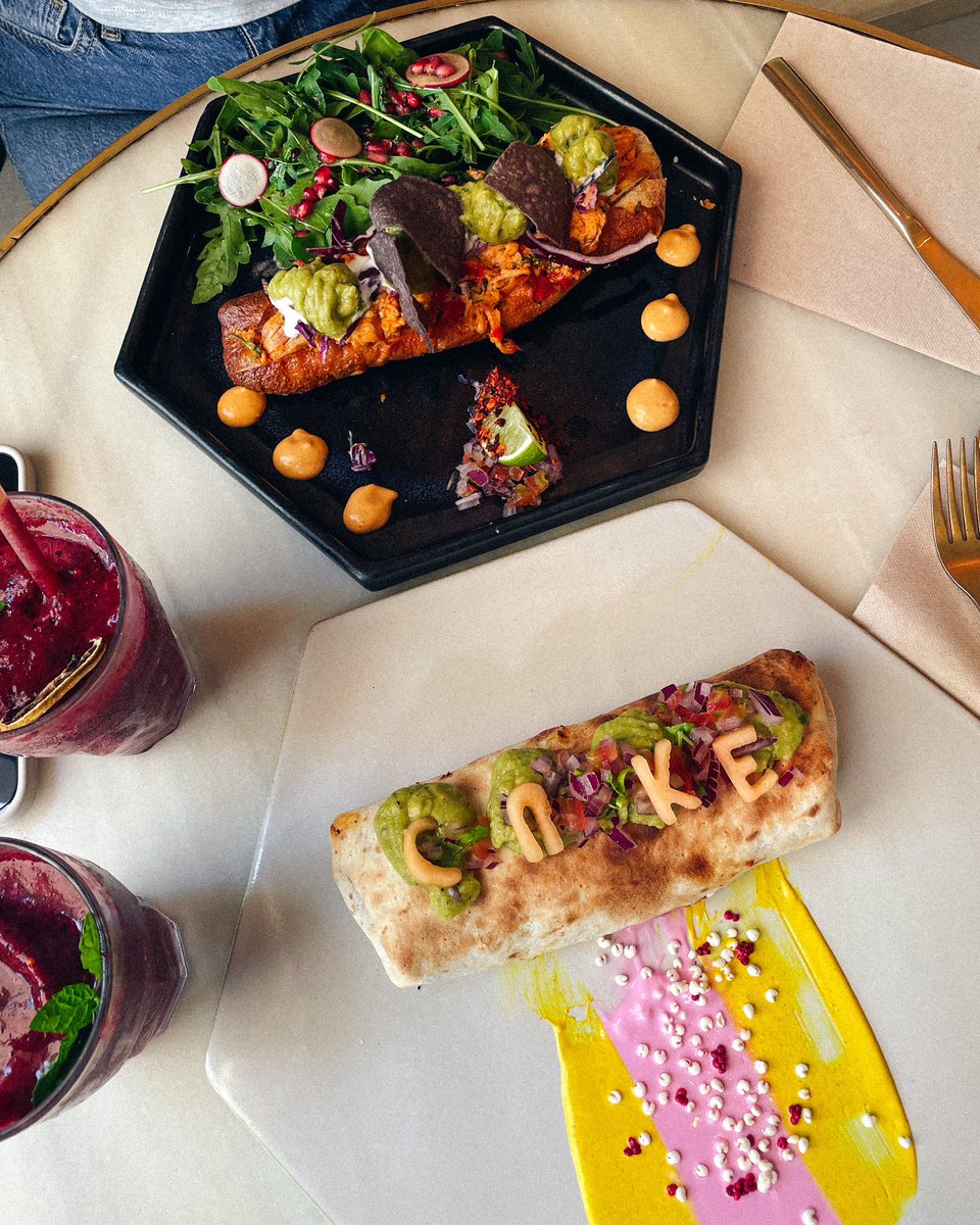 Curtis Lee tweet media