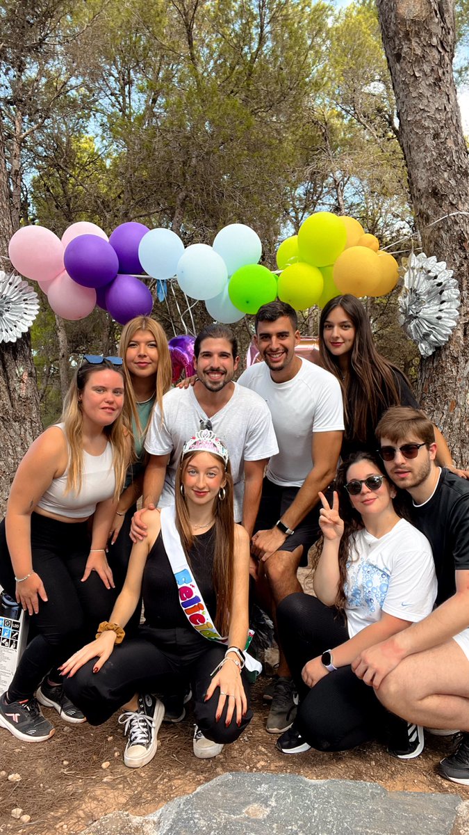 Feliz cumple amiga 🩷👑<a href="/cristinahfdz/">Cristina</a>