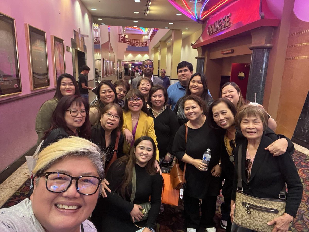 StarCinema's tweet photo. Kathryn Bernardo and Dolly De Leon at the #AVeryGoodGirlInTheUS Block Screening of KathNiels USA 📍 Regal Edwards West Covina

Don’t miss the Philippines’ biggest, baddest, and most talked about movie of the year! #AVeryGoodGirl 👠💋

#AVeryGoodGirlNowShowing! 🌏 https://t.co/Pv17JygBdA