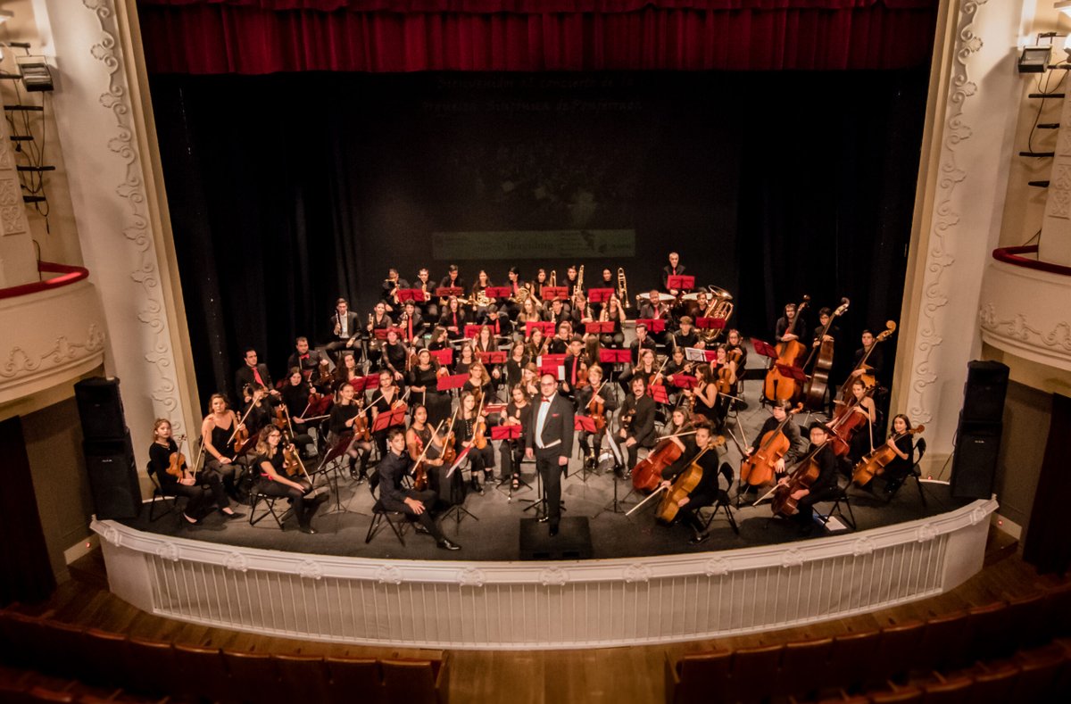 NoticiasBierzo's tweet photo. La Orquesta Sinfónica de Ponferrada presenta la 5ª edición de su ciclo “Solistas Internacionales” en el Teatro Bergidum este sábado - Noticias Bierzo - https://t.co/XWrJReHk6j @aytoponferrada @teatrobergidum @ccbierzo @sinfonicaponfe #Ospobi #ponferradaesmusica https://t.co/LjZJUFLNLe