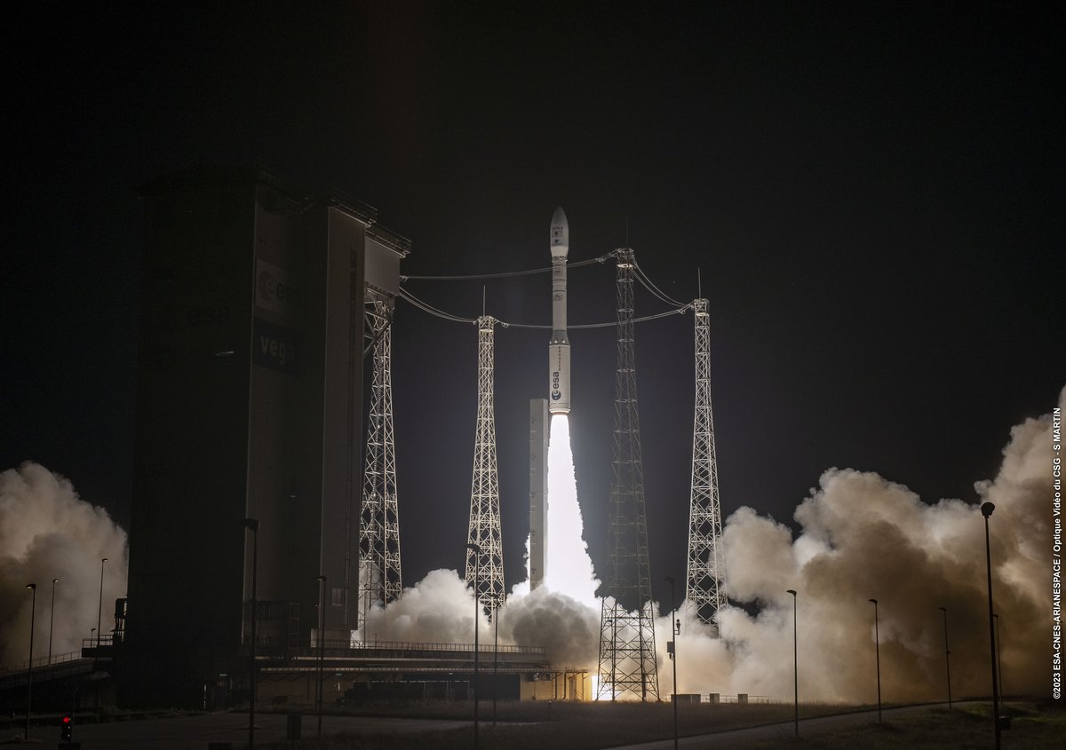 VITO_RS_'s tweet photo. 🆕🛰️🚀🤩

Last night #PVCC was launched successfully with flight #VV23 

With #ProbaV Cubesat Companion we aim to push affordable space technology for reliable &amp; cost-effective #EOdata! 🌍

@aerospacelab_be made very smooth first contact after launch 🙏

➡️https://t.co/IJzNpEEEed https://t.co/95HJdgHCZG