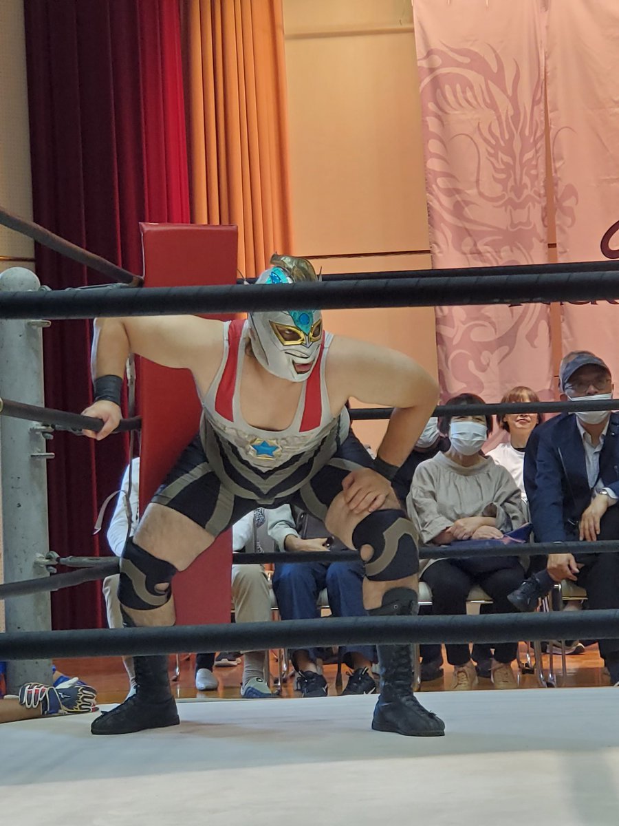 gohayashi's tweet photo. 島根に名無し降臨!
#なんくるないサーキットIN島根
#ウルトラソーキ
#名無し
#MDC
#首里ジョー
#rdpw https://t.co/5tdiJ9Gu7P