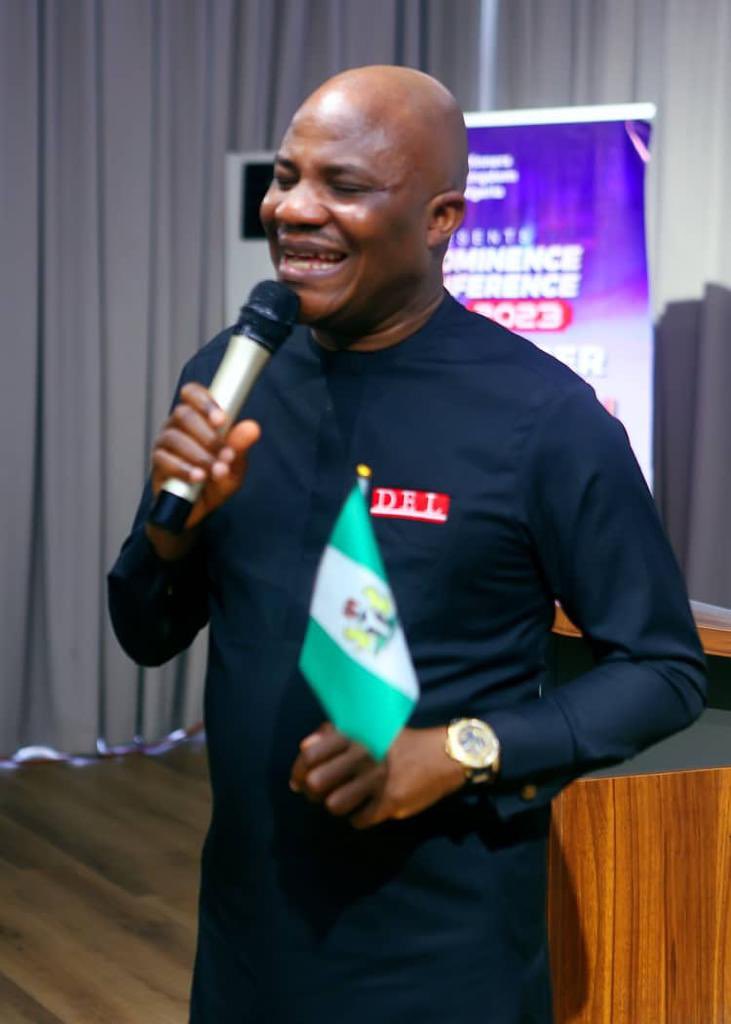 dolawanle's tweet image. NIGERIANS IN NIGERIA WHO ARE IN MINISTRY, PLEASE HELP ME. 

I was in Nigeria recently and I ministered in two churches in Portharcourt one Sunday and the next Saturday, I held a revival in Victoria Island, Lagos which lasted for 6 hours. My body was literally on fire and I had to…