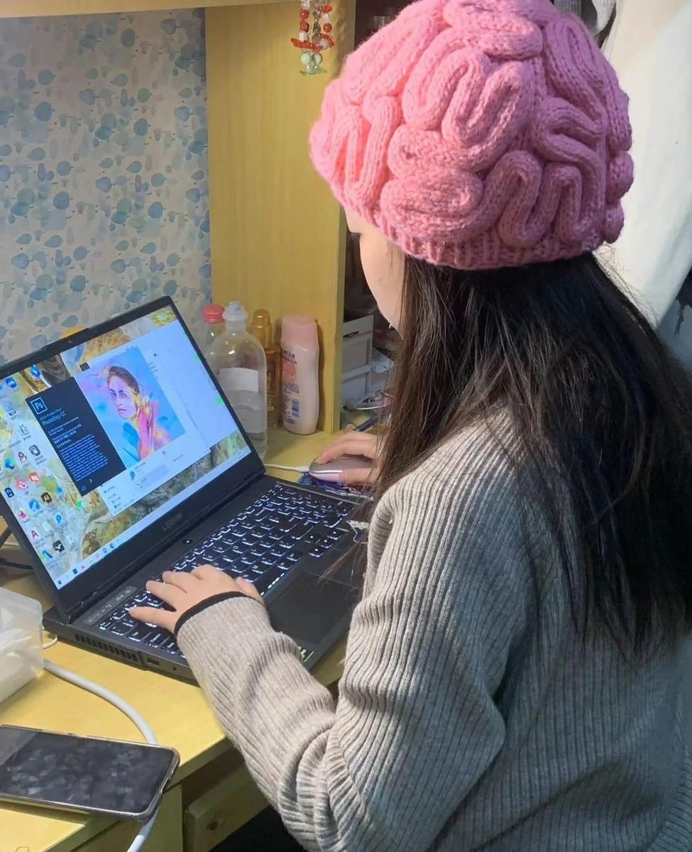 F_tuemae's tweet photo. หมวกอะไร ใส่แล้วมีสมอง✨ รู้สึกฉลาดขี้นมาทันที 555 แบบนี้ต้องชวนเพื่อนใส่ล่ะ🤣 ฉลาดไปด้วยกัน
พิกัด Shopee : https://t.co/ay13j4dOPB
พิกัด Lazada : https://t.co/mquyrhDc2X https://t.co/cd1LOEw8Rz