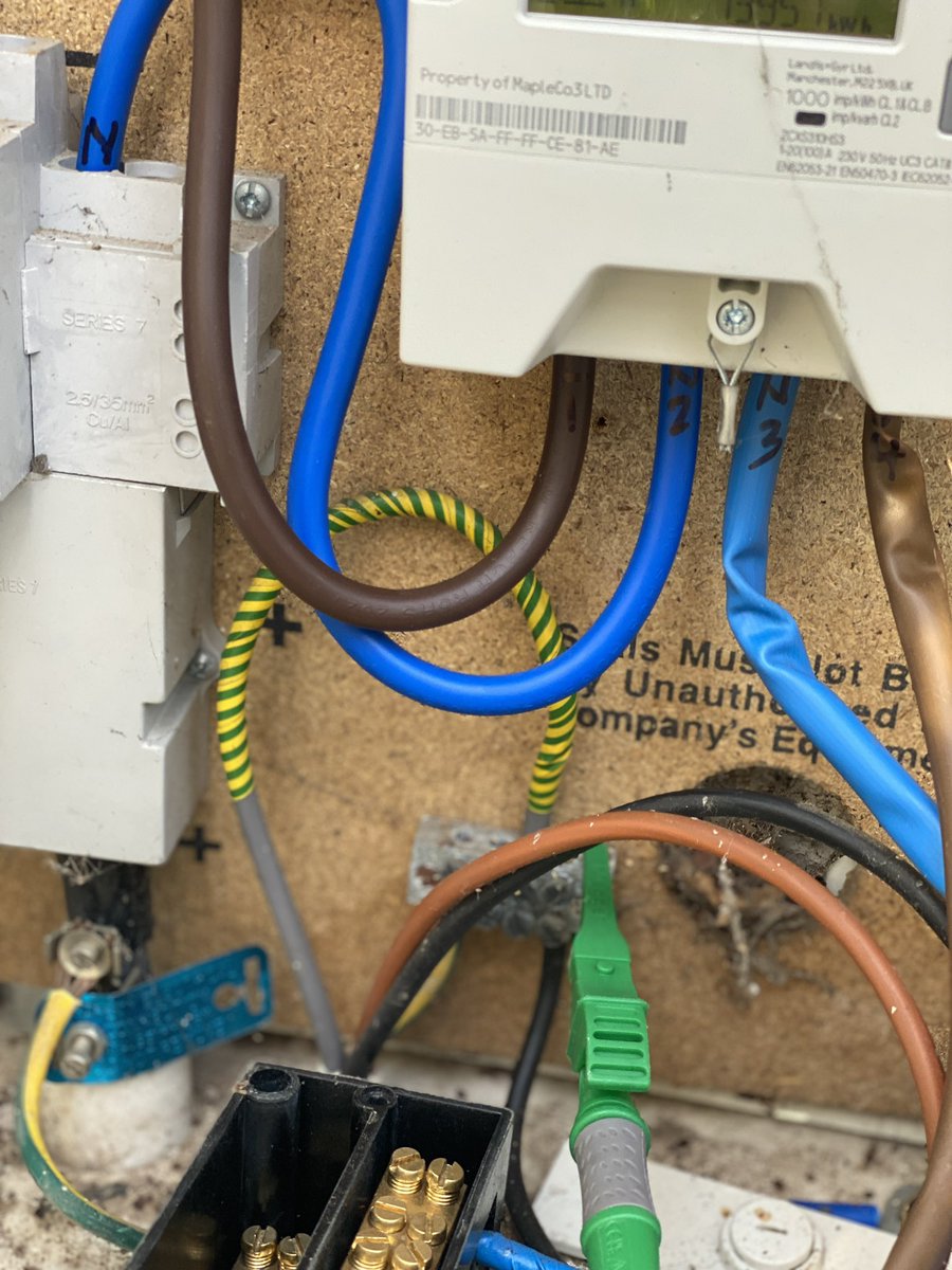 A good old bodge up! Shame the smart meter installer didn’t fit an isolator or sort the earth out. Pick and mix colours and to long swa’s
