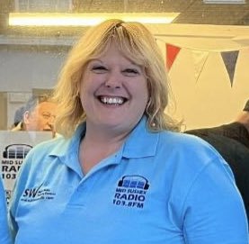 MSR1038's tweet photo. Julie Holden is with now on The MSR 103.8FM Breakfast Show . Click here to listen https://t.co/Z5Hi4NsQEo Julie has the latest on the roads &amp; the rails. Today’s Survey Of The Day . Breakfast Breaker . Update on Tony Bishop’s epic Walk ! True/False https://t.co/BTUcCibKJa