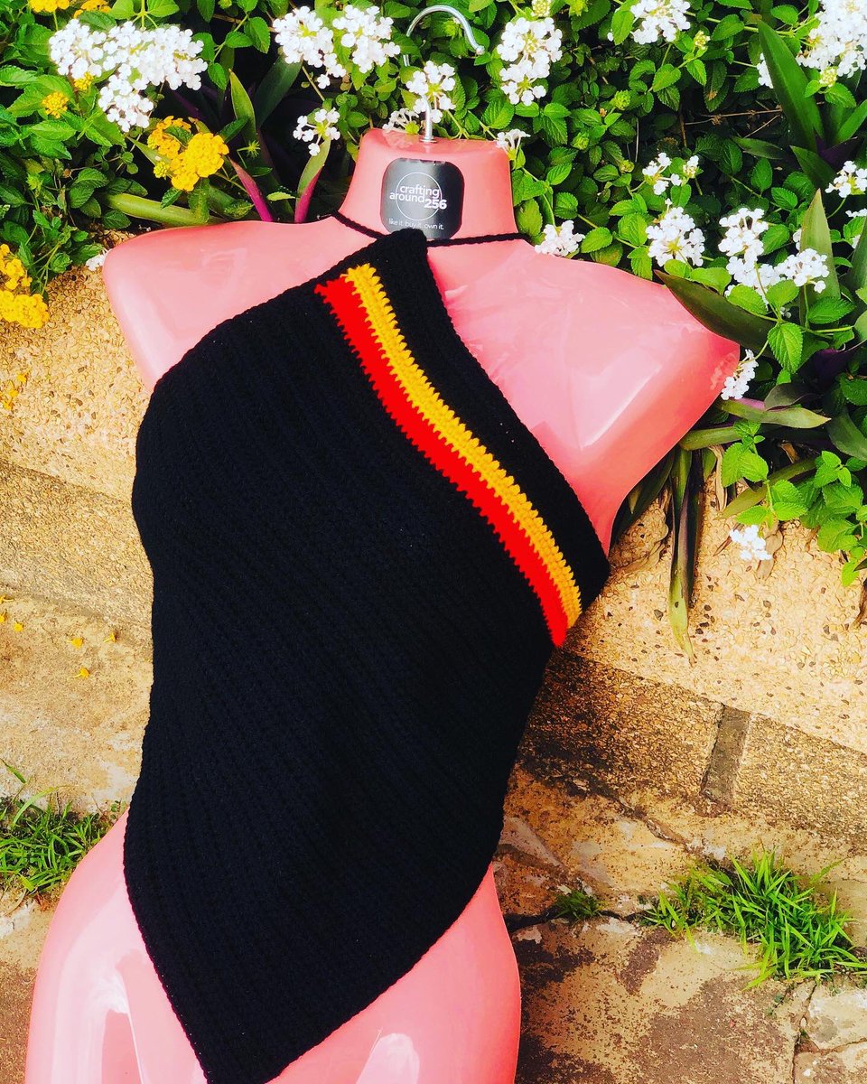 _CraftingAround's tweet photo. Celebrating #UgandaAt61 the #CraftingAround256 way. 🇺🇬🎊 https://t.co/A8RsYq2obD