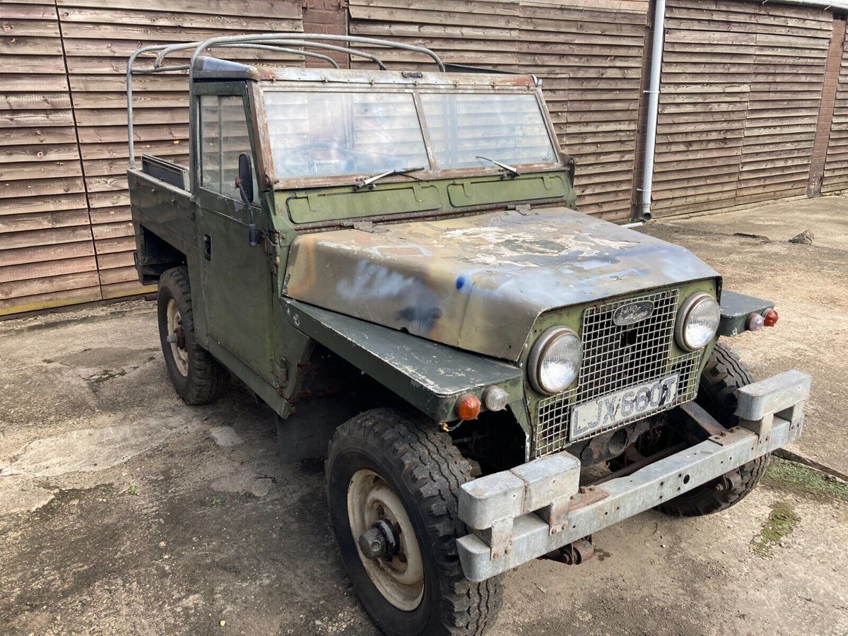 BarnFindsUK's tweet image. 1972 Land Rover Lightweight Series 2A
More info --&amp;gt; ow.ly/4iZZ50PUrVF

 #LandRover #LandRoverClassic #LandRoverSeries2A #ClassicCar #VintageCar #CarEnthusiast #RetroRide #ClassicRides