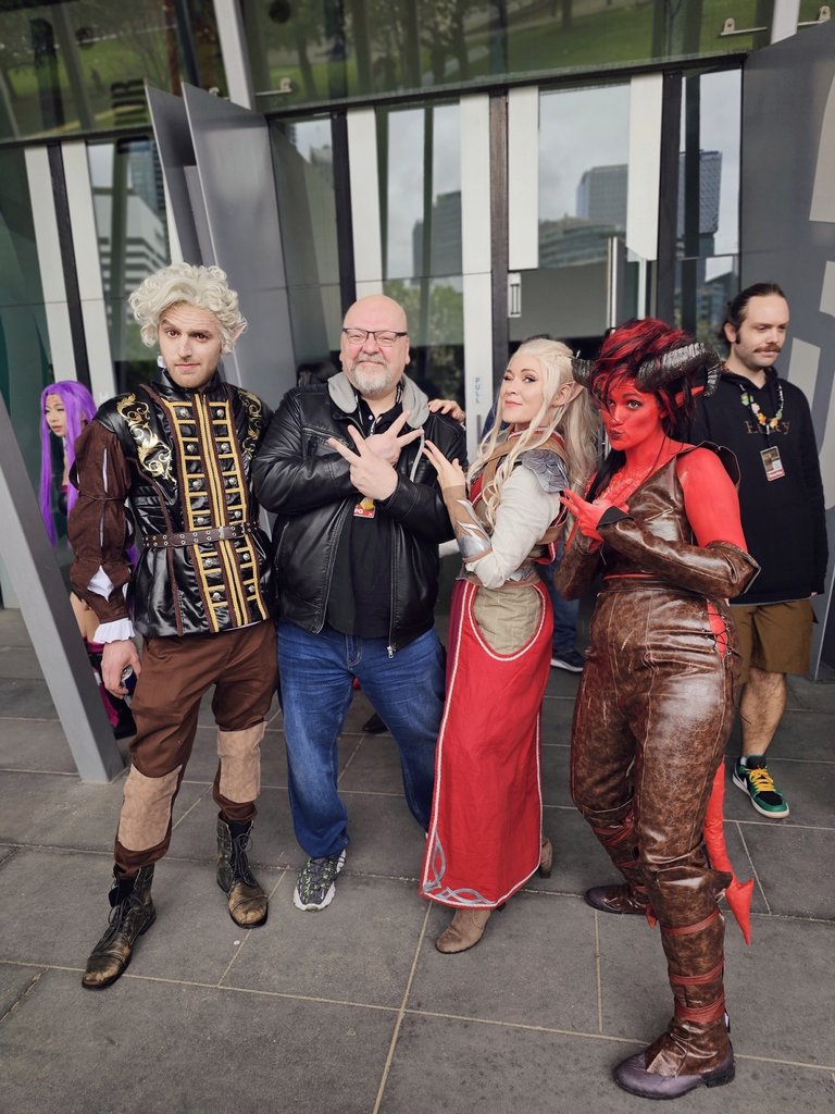 Ella Lowgren tweet media