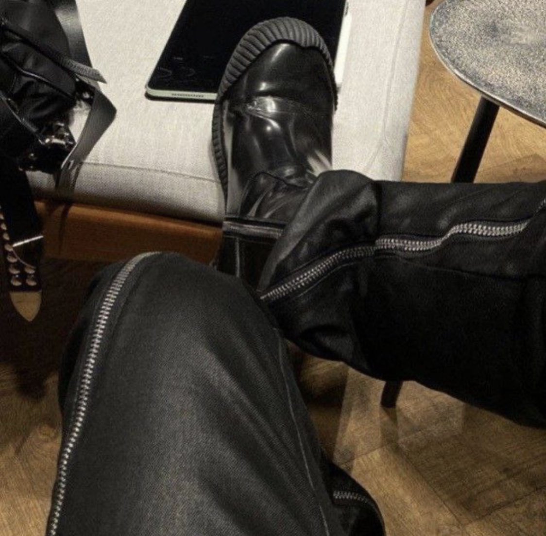 userceye's tweet photo. ㅤㅤㅤㅤㅤㅤㅤㅤㅤㅤㅤㅤㅤㅤㅤㅤㅤㅤ
ㅤㅤㅤㅤ       𝗗𝗜𝗦𝗖𝗟𝗔𝗜𝗠𝗘𝗥.

𝐂𝐇𝐀𝐏𝐓𝐄𝐑 𝐈
 i declare that i'm not the real Park Chanyeol I use Park Chanyeol's as my face claim in roleplayer world. everything is for roleplayer purposes. https://t.co/wDlJScpnLT