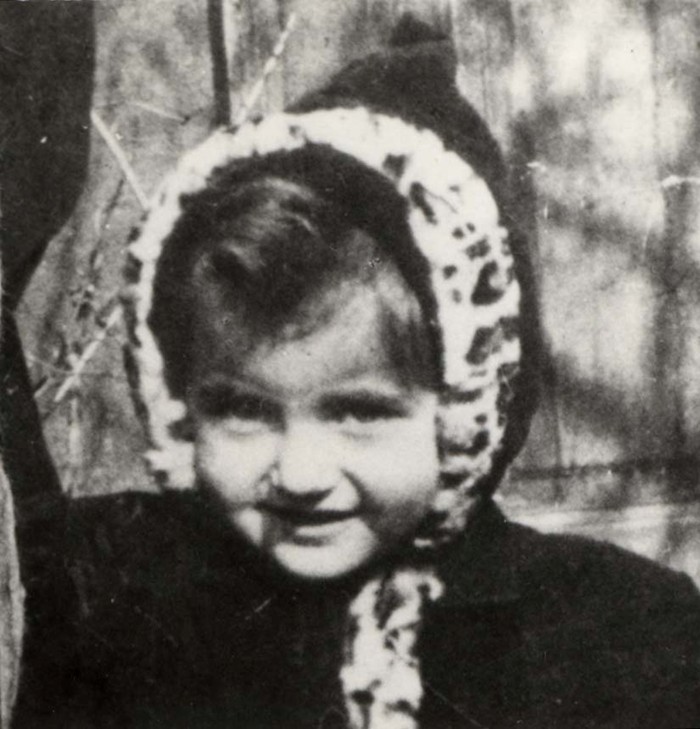 9 October 1941 | A Hungarian Jewish girl, Judit Erdos, was born in Miskolc.

In 1944 she was deported to #Auschwitz and murdered in a gas chamber.