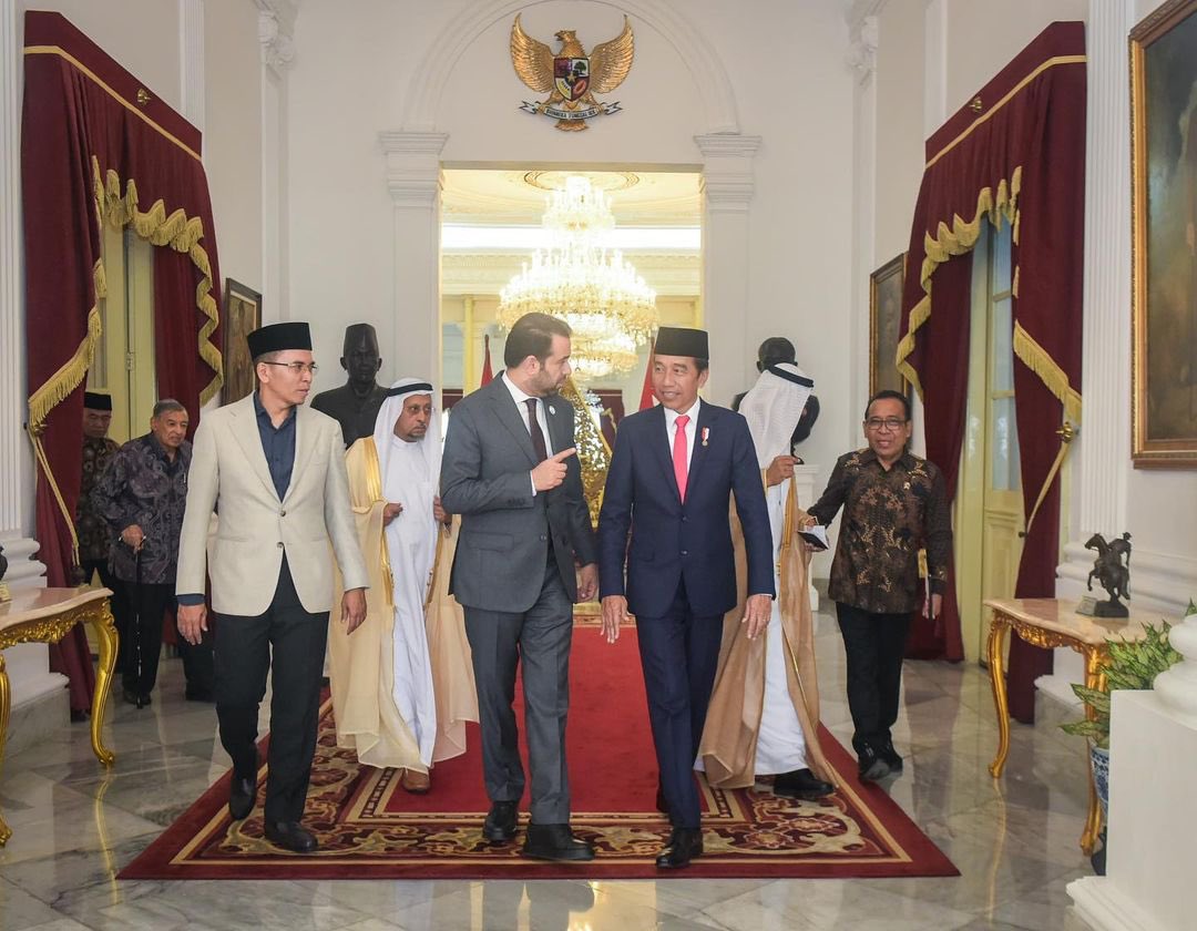 okezonenews's tweet photo. Repost dari Ketua Harian Nasional DPP Partai Perindo Dr. TGB H. Zainul Majdi:

https://t.co/MSCjd7EKZF https://t.co/JoucYWj1Jr