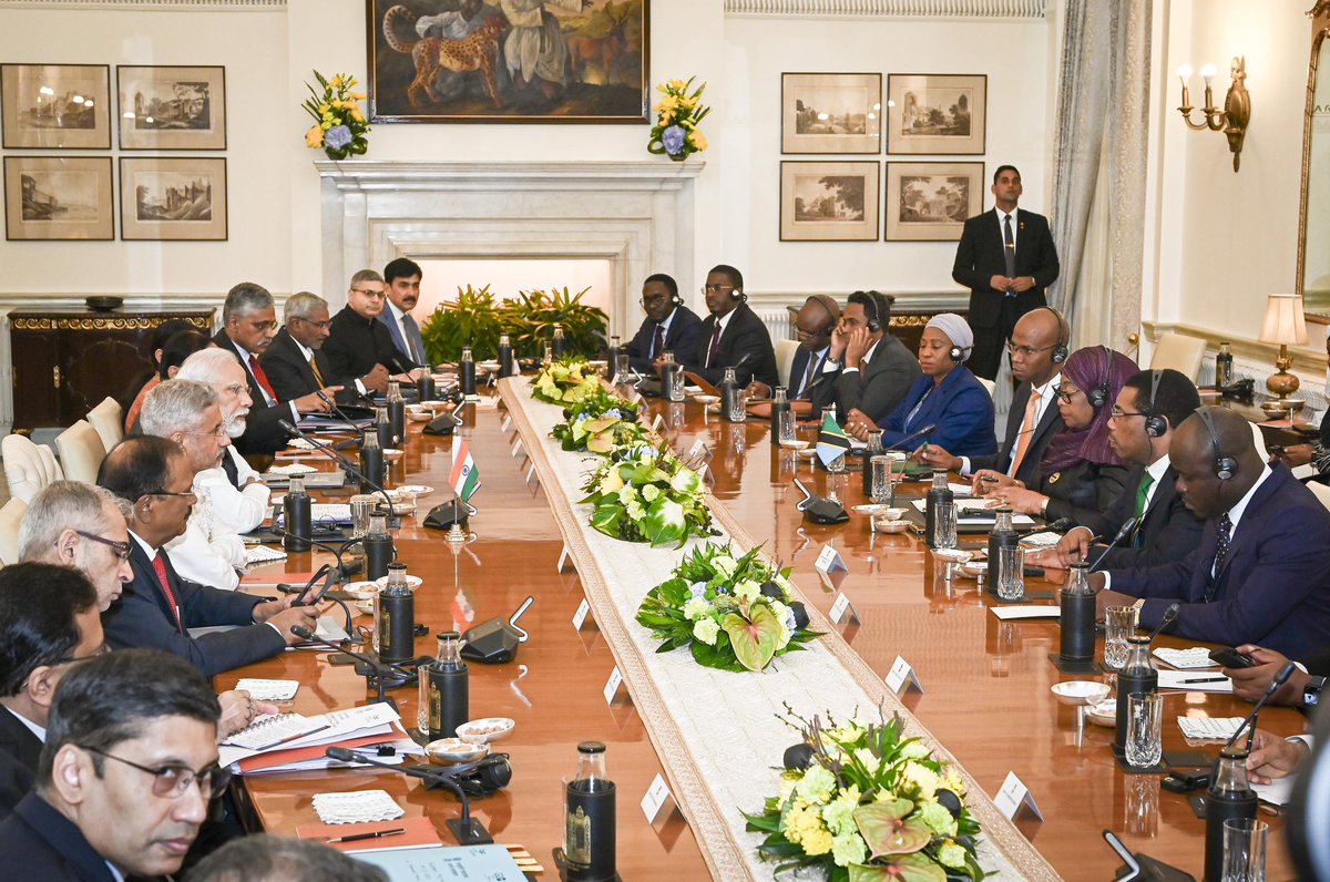 Delegation level talks between PM <a href="/narendramodi/">Narendra Modi</a> and President <a href="/SuluhuSamia/">Samia Suluhu</a> of Tanzania get underway. 

A wide range of areas of bilateral cooperation in the agenda, including trade &amp; investment, defence &amp; maritime security, development partnership, higher education and people to