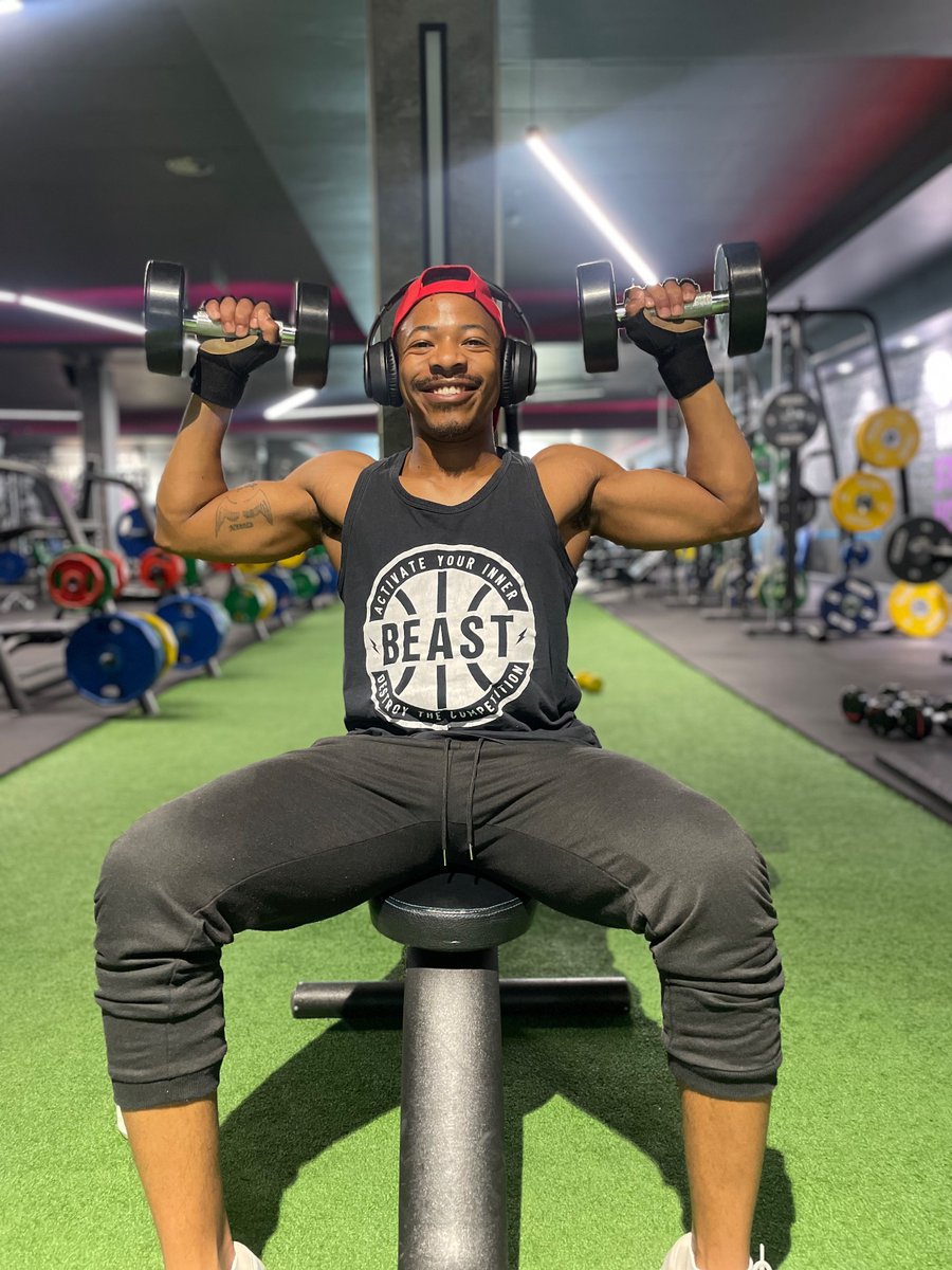 TshephoMathath0's tweet photo. Happy motivation Monday 💪🏾
@IgniteFitnessSA 
#ignitefitnesssa
#ignitefitnessglobal https://t.co/m1mzFdFyar