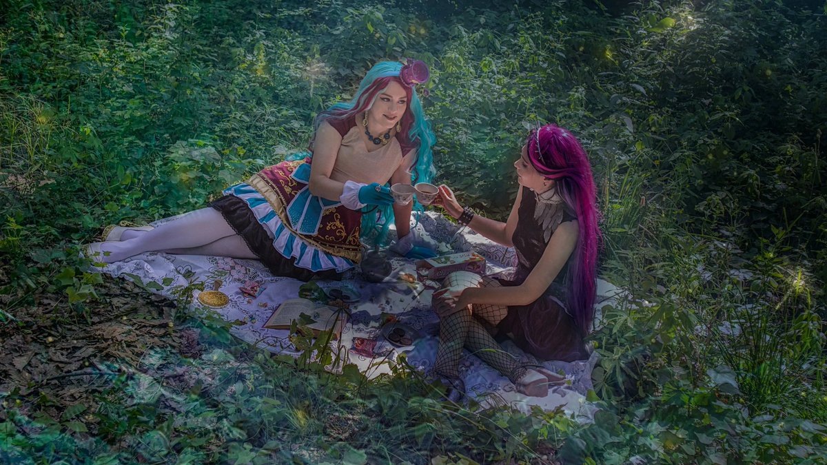 Summers tea party☕☕☕

Raven Queen <a href="/ailinkori1/">Ailinkori</a> 
Maddie me💖
#eah #madelinehatter #ravenqueen
