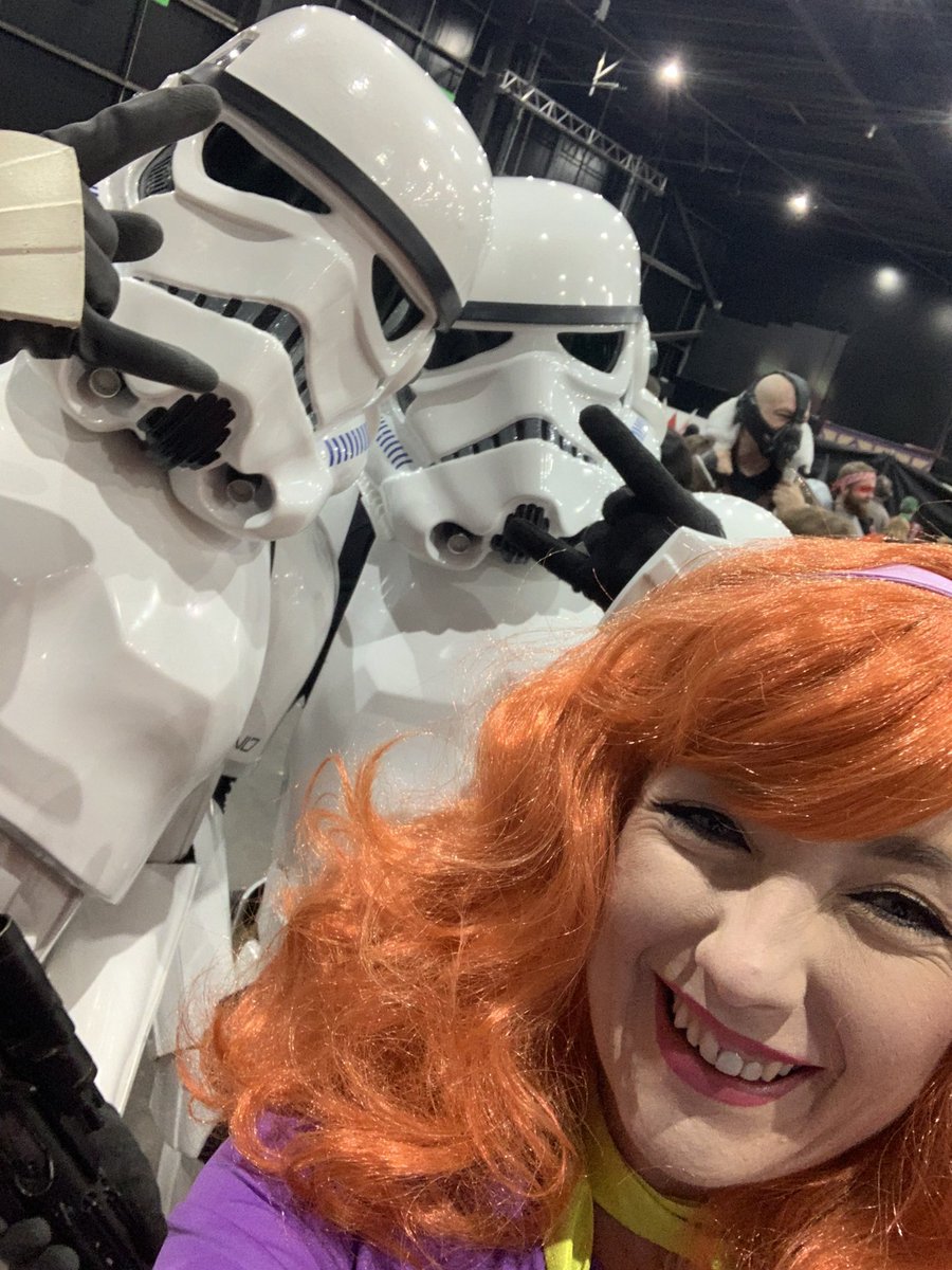 An amazing day at <a href="/comconscotland/">Comic Con Scotland</a> yesterday, meeting these two #spn legends 😍 and all the amazing cosplayers!! <a href="/jarpad/">Jared Padalecki</a> <a href="/Mark_Sheppard/">Mark Sheppard</a>