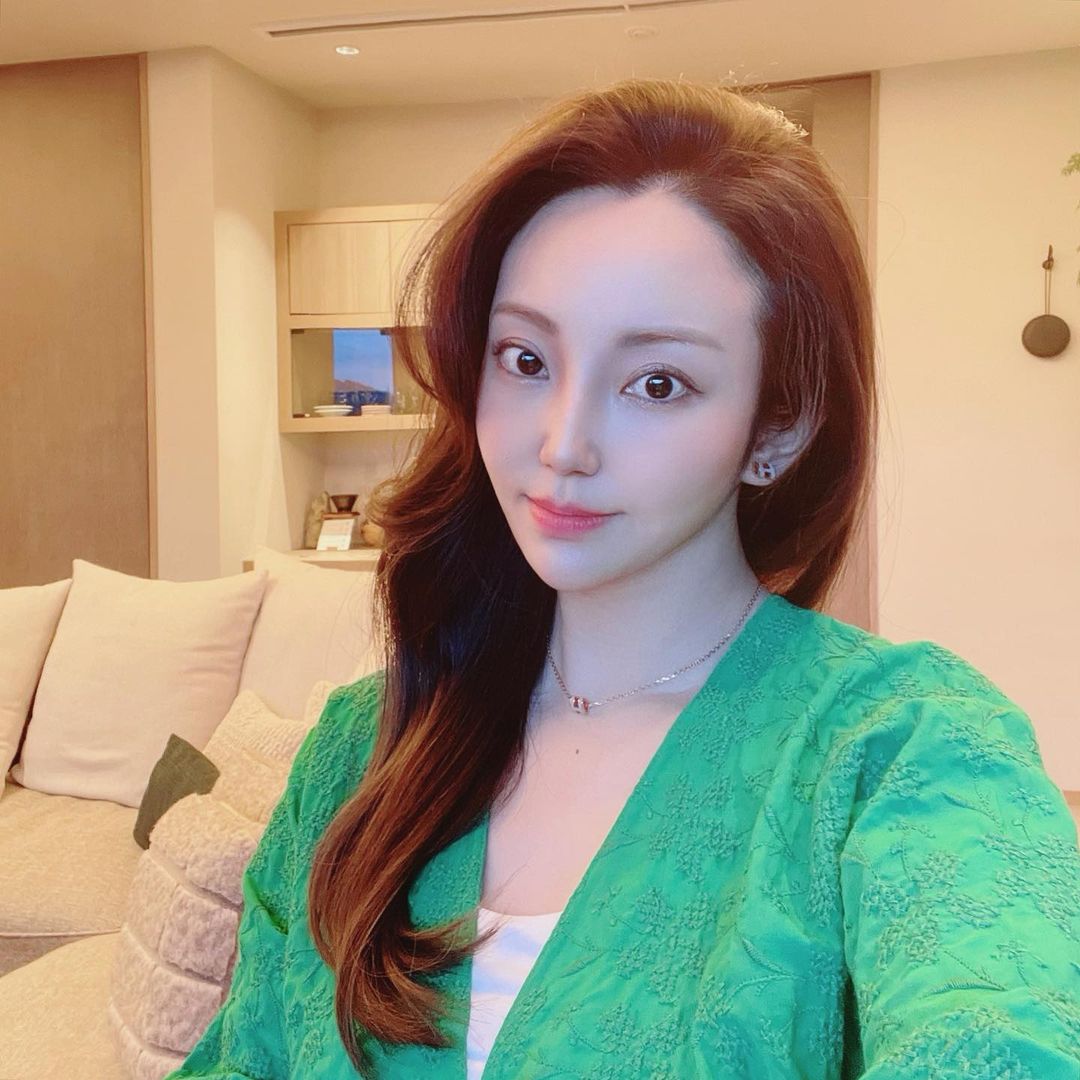 youryoungran's tweet photo. #金融  #かばん  #スキー  #スノーボード  #スキー場   #シャネル  #ルイヴィトン   #エルメス   #フェンディ   #ブルガリ https://t.co/6qgWY0K7Qo