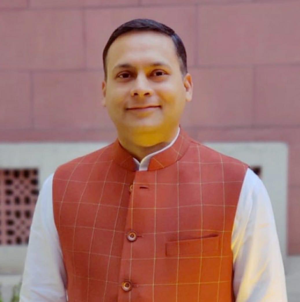 भारतीय जनता पार्टी के आईटी एवं सोशल मीडिया विभाग के राष्ट्रीय संयोजक श्री <a href="/amitmalviya/">Amit Malviya</a> जी को जन्मदिवस की अनकों बधाई एवं शुभकामनाएँ।

ईश्वर से आपके उत्तम स्वास्थ्य व दीर्घायु जीवन की कामना करता हूं।