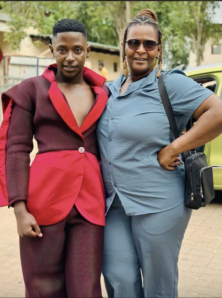 PiusFemme's tweet photo. MOFUMAHADI AW ‘21 (Unreleased Collection)

#Prive #HauteCouture

Model: @Lindokuhle_Nk (MC)

#mmk12023

#MrandMissKatlehong2023 https://t.co/2e5VmLTgTi