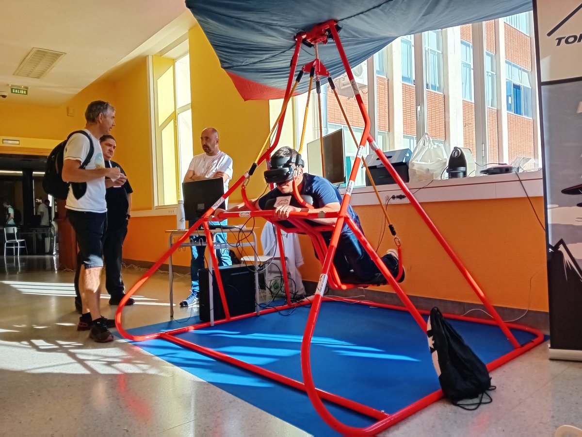 Simulador de ala delta de <a href="/cineticplusTCP/">Cinetic Plus</a>