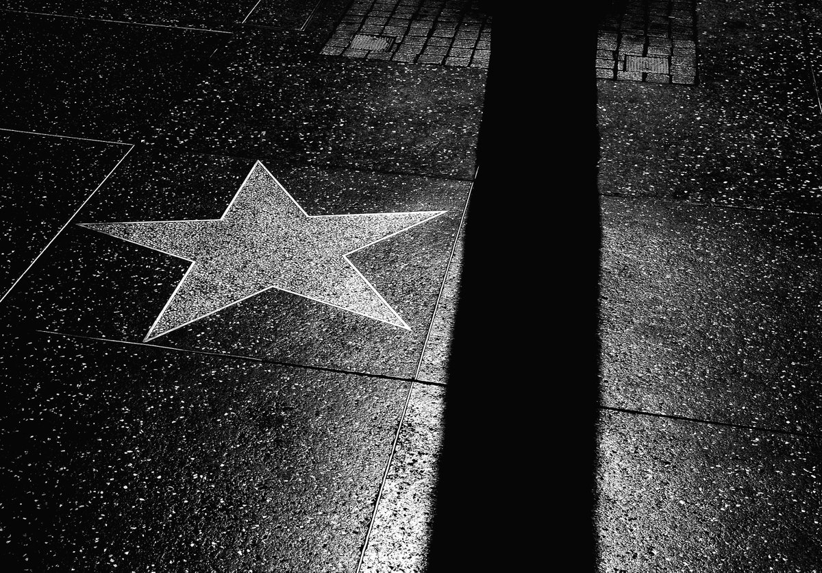 GM From Hollywood

ANOTHER EMPTY STAR
Hollywood, CA (2016)
copyright © Peter Welch

#nftcollectors #NFTartwork #peterwelchphoto #thejourneypwp #blackandwhitephotography #photography #blackandwhite #Hollywood #LosAngeles #WalkOfFame #STARS #celebrity #HollywoodBoulevard #empty #CA