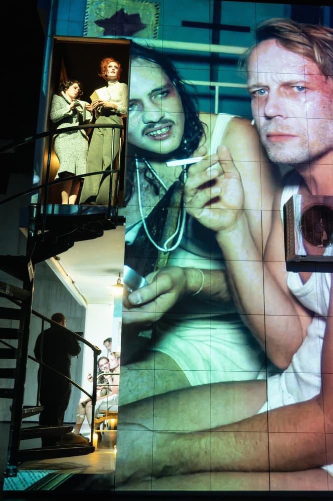 Heute ist Premiere von »Meister und Margarita« in der Inszenierung von Armin Petras am <a href="/TheaterAugsburg/">Staatstheater Augsburg</a>. 
➡️ staatstheater-augsburg.de/meister_und_ma…