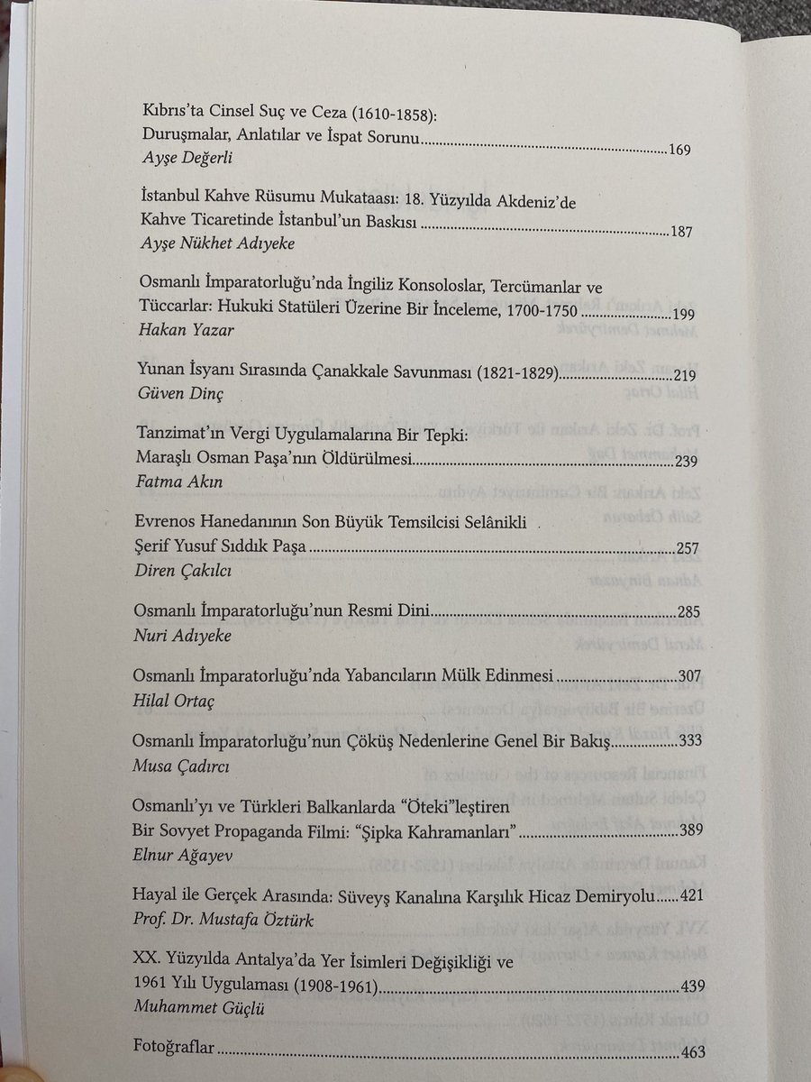 Cumhuriyetin 100. Yılında Prof. Dr. Zeki Arıkan anısına hazırladığımız Tarih Tasarımları adlı kitabımız yayınlandı. Osmanlı Tarihi ile ilgili çeşitli makalelerden oluşmaktadır