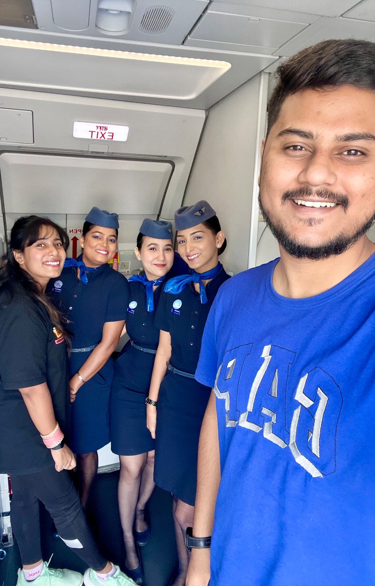 10fruitzy's tweet photo. Totally impressed with the flight crew of @IndiGo6E  2124 from Delhi to Jammu, with their humble, kind and professional attitude. They should be appreciated ♥️ https://t.co/K3afN2RoD2