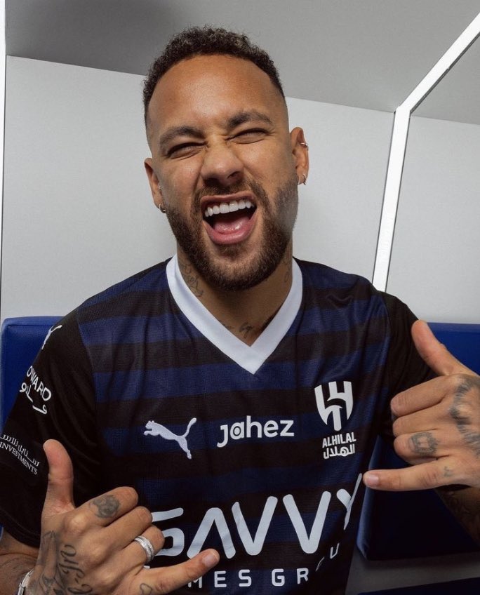 جربوا اللايك الجديد مع الملك نيمار

 #BrandedFeatures