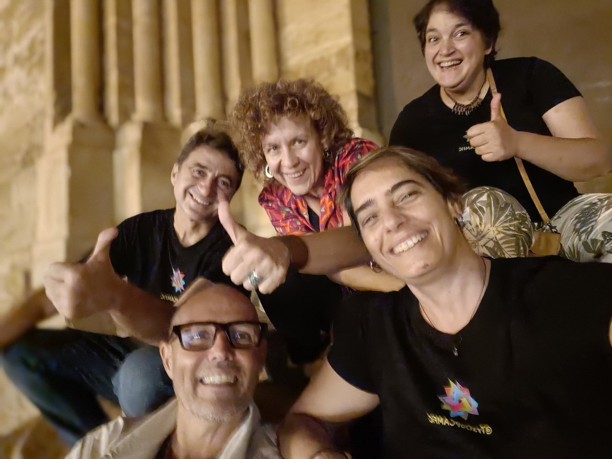 aperebrat's tweet photo. ▶️ Tornant de @congresCAMFiC agraïda, amb injecció d'energia i ganes de nous projectes.
Obro🧵 del q m'emporto 👉🏼
1️⃣ Amb les @tradopcamfic hem fet hat-trick de ponències. Em reafirmo de l'afortunada que sóc de coordinar un GdT de persones amb tanta energia i coneixement https://t.co/Ackz8VUdlS