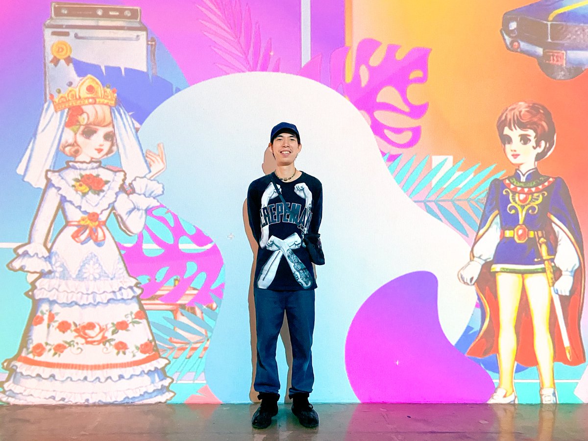 Endospace_tw's tweet photo. 《玩味重生》（2023）
　
2023/10/6-10/15
新媒體創作小品展出中！
　
以「孩子們的秘密基地」為出發點，藉由AI人工智慧影像生成技術、實景投影和互動式裝置，重新翻玩古早味玩具及早期台灣視覺設計，探索它們在當代社會中的獨特價值！
　
（參觀提醒：台灣玩具博物館同步展示實體玩具，可搭配參觀。） https://t.co/C47rgHo7mw