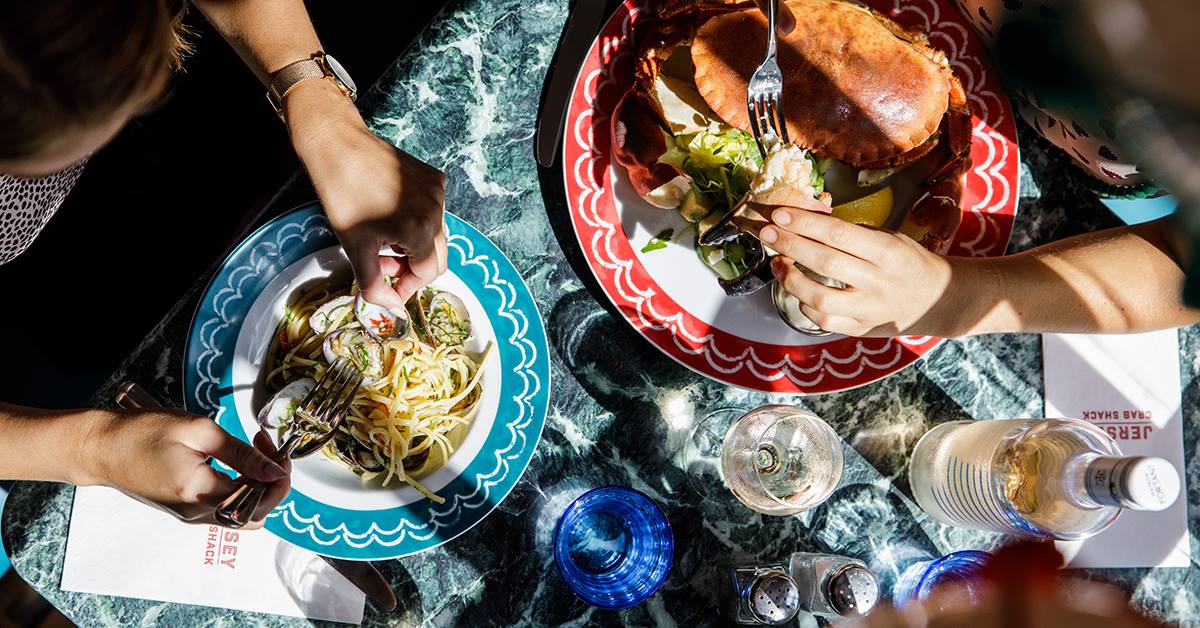 If you have a reservation with us or are planning to walk-in today, Jersey Crab Shack St Brelade's has fully electric kitchens so won't be disrutpted by the island-wide gas supply issues.

We do use gas at Gorey but only a handful of dishes won't be on until gas is back on!