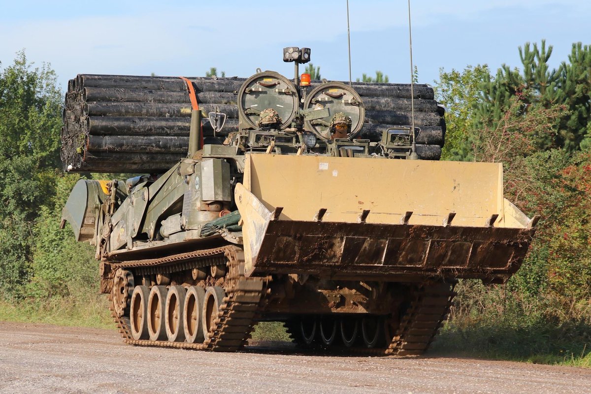 Terrier AET images whilst out and about and on task during #IRONTITAN over the past few weeks. Seen here carrying the fascine. 🦾

Interesting Fact. Terrier can be driven and operated remotely upto 1km away with no crew inside the vehicle.👨🏼‍💻📡

📸 SPTA Military Image Group (FB)