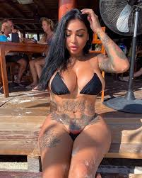 BrittanyaR75510's tweet photo. How do I look
#letshookup
#fanpage https://t.co/dRvtSVoACu