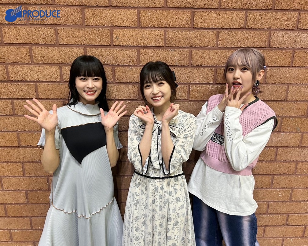 81pro_official's tweet photo. 本日韓国にて開催されました
『KIMCHIKURA with ILLUSTAR FES』に
#高木美佑 #本泉莉奈 #吉岡茉祐 
が出演いたしました🎤🎧✨

ご来場くださった皆さま、ありがとうございました！！

#김치쿠라 #キムチクラ #일러페스 https://t.co/Vt9xcVjMqH