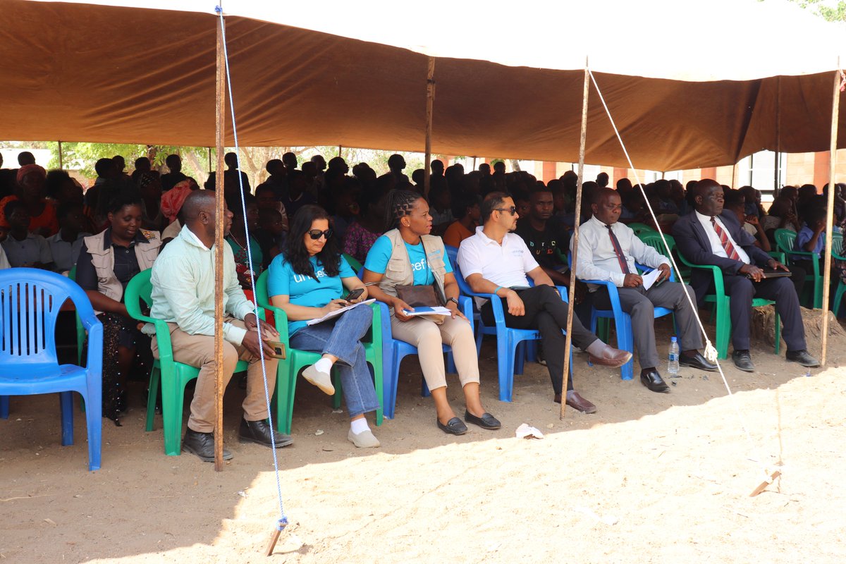 DCT_MW's tweet photo. We celebrated community efforts in supporting education influenced by kaphaizi primary school learners' council in Kasungu district
The council is being empowered  with funding from @MalawiUNICEF under the UNJPGE III social accountability intervention https://t.co/rBVfguD8Tv