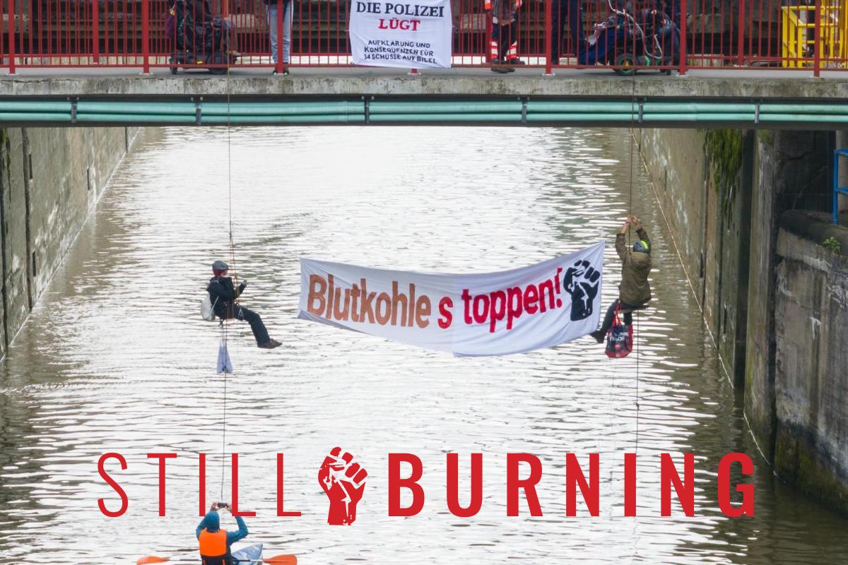 stillburningnet's tweet photo. Protestaktionen am Steinkohle-Kraftwerk Lünen&amp;Schleuse im Datteln-Hamm-Kanal blockiert!
#endecolonialism https://t.co/rGv4IcjbDz