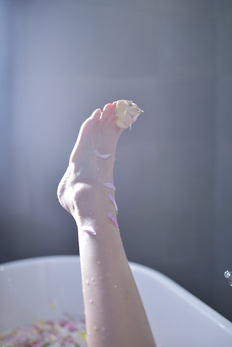 失踪人口回归计划之~
他说仿佛看到了~
来自天堂的圣光~
投稿大佬们~拜托啦~
@Fengsiyuan @wqganenshi_ @tbzt3623 @SUOXV
#昆明约拍 #人妻  #NTR #玉足 https://t.co/oHjEmzOU07