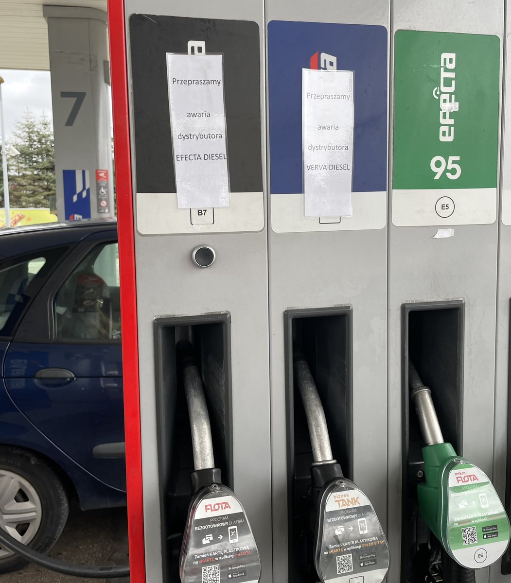 michaprzybylak's tweet image. Orlen w Nowym Tomyślu. Brak diesla.

Przez ta bandę szkodliwych nieudaczników z PiS za chwile Polacy nie będą w stanie dojechać do szkoły i pracy!

#AferaPiS #Paliwo