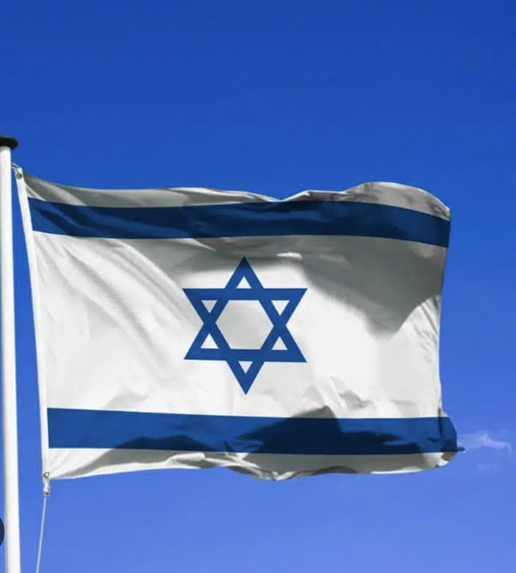 max_brisson's tweet photo. Lâcheté infinie de choisir le jour de #SimhatTorah pour attaquer les #Israeliens dans leur sommeil. 

Soutien total à #Israel, qui fait face, une nouvelle fois, à de terribles attaques par les terroristes du Hamas. https://t.co/AZbIMR6KGl
