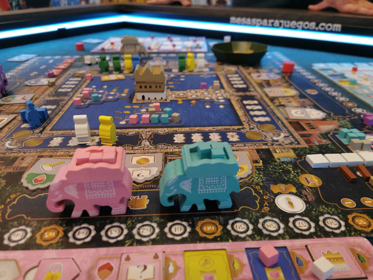 mesasparajuegos's tweet image. Amritsar by @DavidHerasP  @Ludonova 
#boardgames #SPIEL23