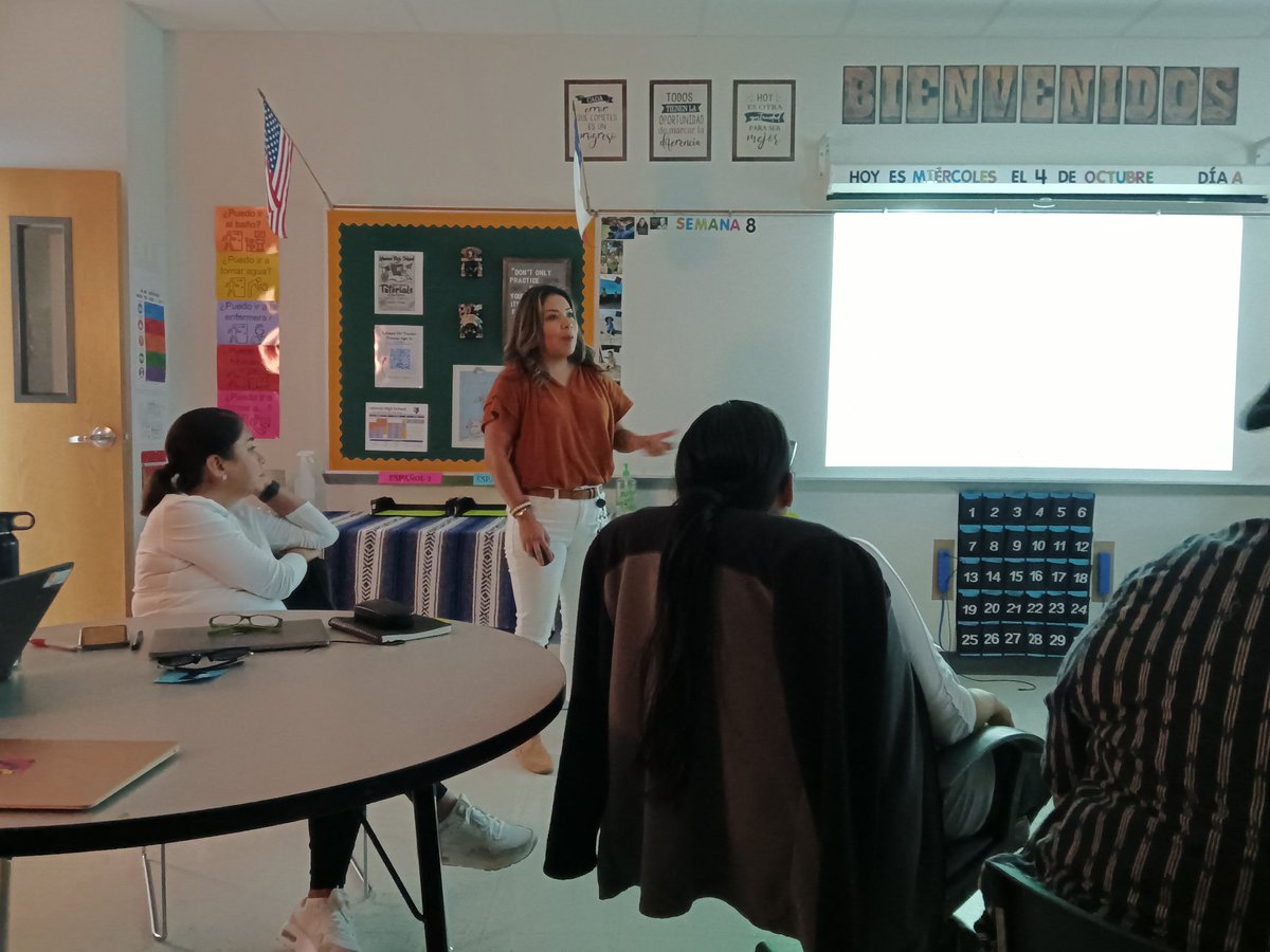 HCISDMLLs's tweet photo. Gracias @haysworldlang for organizing an informative &amp; inspiring PLC this morning! Loved learning about small group instruction in the WL classroom by @JhsJags, Ms. Gracie Ponce &amp; the progress of our @HaysCISD WL recognition program by @logan_stroud2. #hayscisdpridebeginswithyou https://t.co/ALaS66nWIm