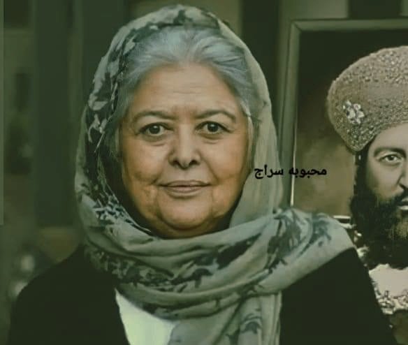 خدا آن ملتی را سروری داد
که تقدیرش بدست خویش بنوشت
به آن ملت سروکاری ندارد
که دهقانش برای دیگران کشت