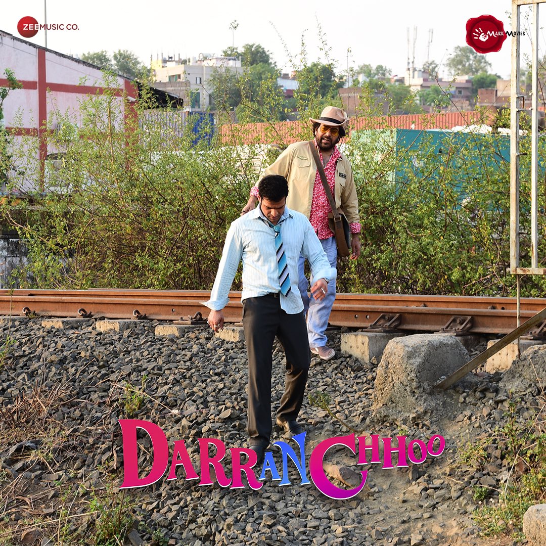 DarranChhoo's tweet photo. Manav and Jugadoo says Hi from the sets 🙋🏻🙋‍♂️

#DarranChhoo releasing in theatres on 13th October 

@TheKaranPatel @AnkzBhargava @actormanojjoshi @ashutoshrana10 @amitdolawat @bharat_ratan @saanandverma https://t.co/tobwD9lIT1